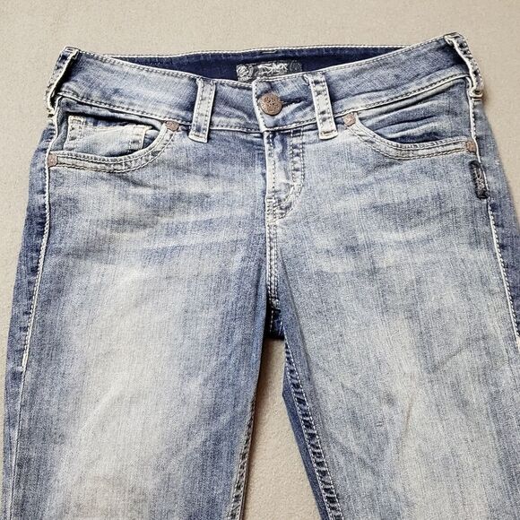 Silver distressed Suki Mid Capris size 29 waist capris / cropped - Picture 5 of 13